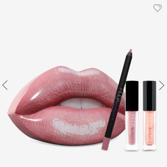 HUDA BEAUTY Other - NEW Hudabeauty Contour & Strobe Set
